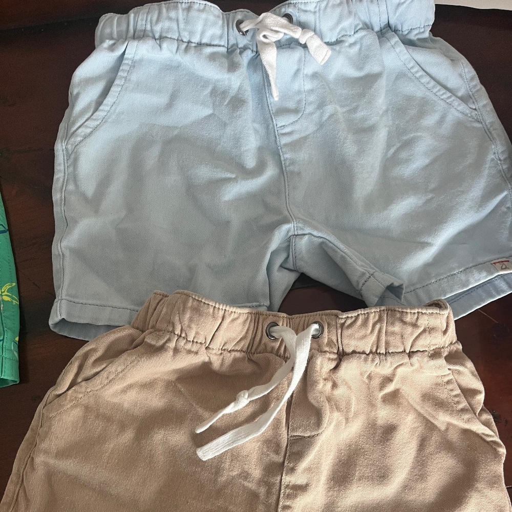 Me & Henry shorts size 5/6